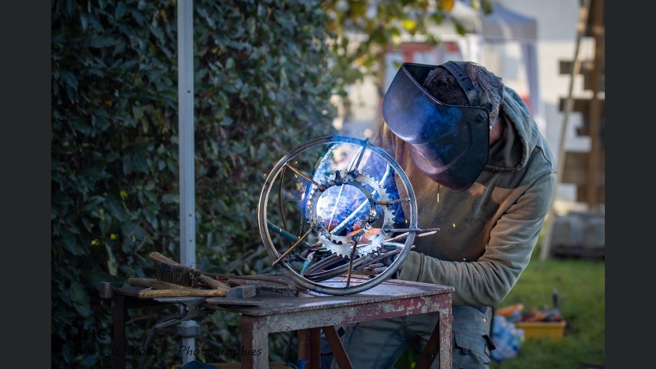 Gaston (Julien Launay)